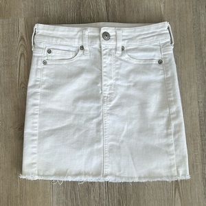 White denim skirt